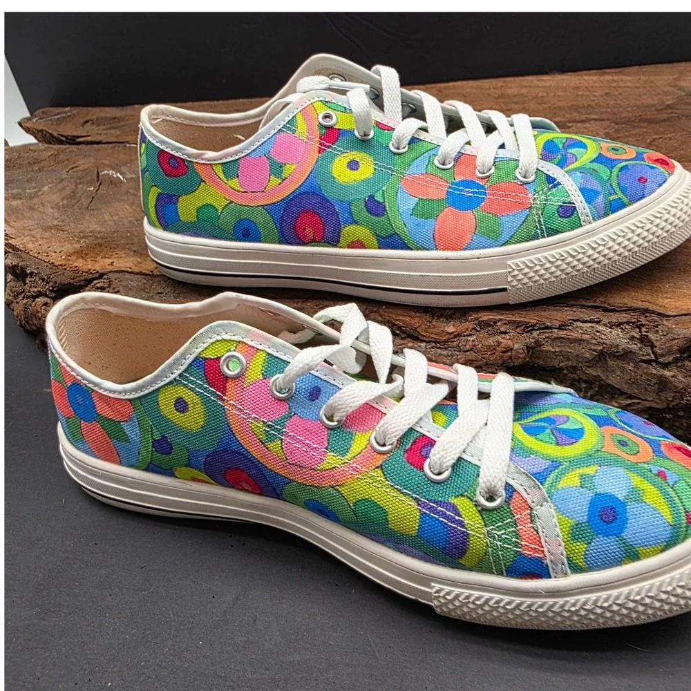Boho Retro Hippie Sneakers Women Size 9 Multicolor Psychedelic Floral Low Top